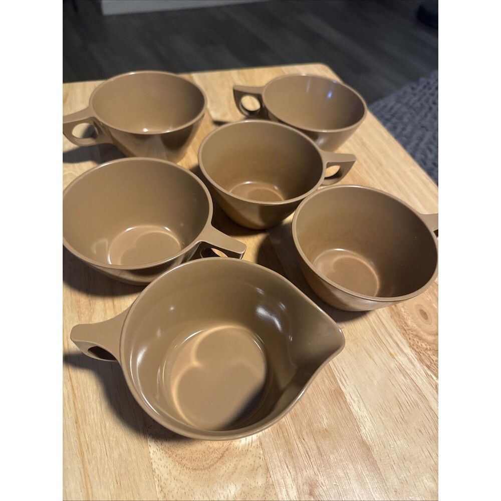 Texas Ware Set Of 5 Coffee/Tea Cups. No.124  With Milk